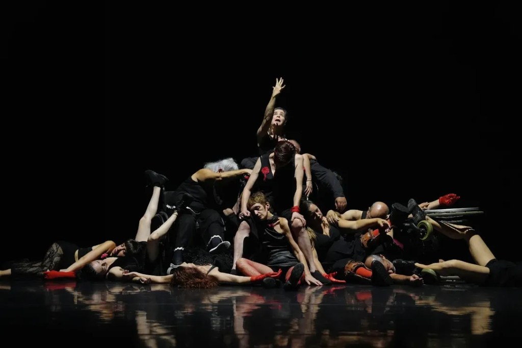 CRÍTICA: Liant la&nbsp;troca